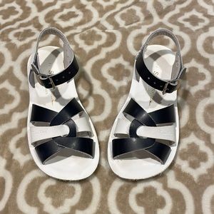 Salt Water Sandals - size 11